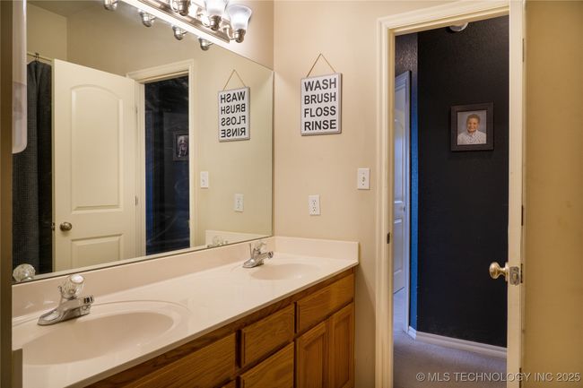 15730 S Birch Ave, House other with 4 bedrooms, 2 bathrooms and null parking in Glenpool OK | Image 16