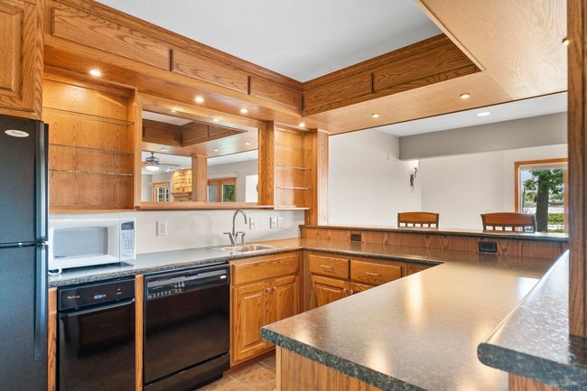 140 Lane 270 A Hamilton Lk, House other with 4 bedrooms, 4 bathrooms and null parking in Hamilton IN | Image 29