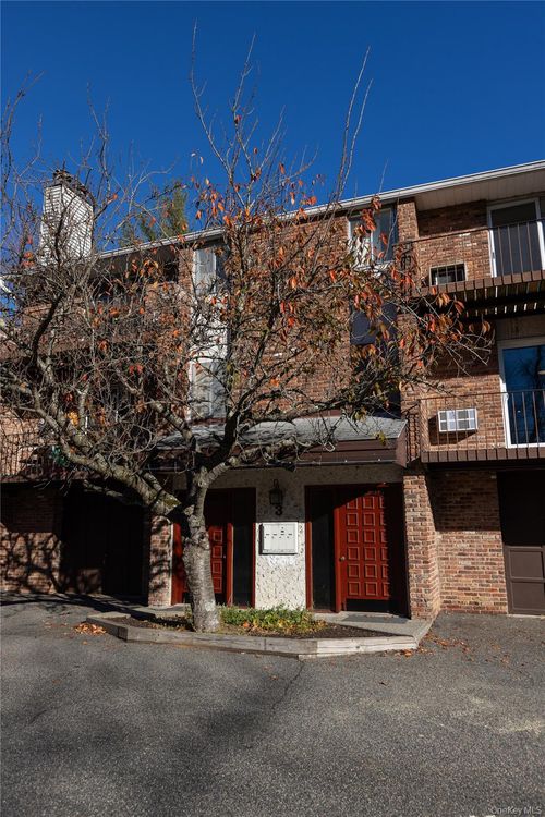 303 Old Mill Rd, Southfields, NY, 10975-2623 | Card Image