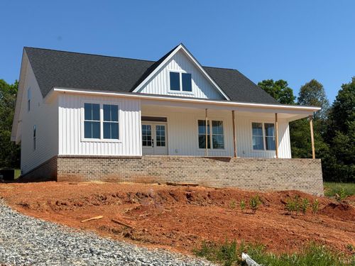 9009 Stonewall Rd, Appomattox, VA, 24522-6600 | Card Image