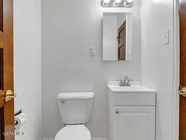 bath 2 | Image 25