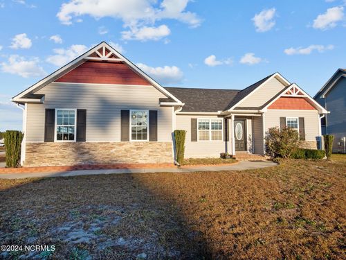 108 Prospect Dr, Richlands, NC, 28574-8457 | Card Image