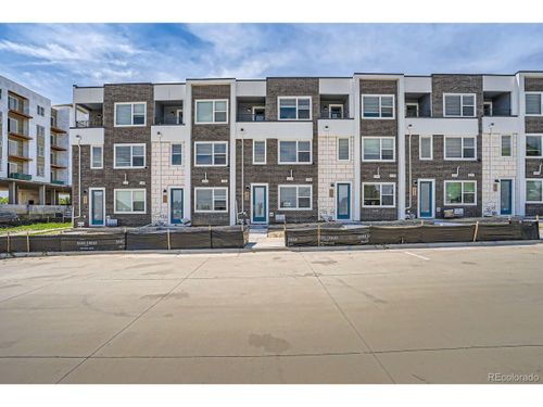 370 Geneva St, Aurora, CO, 80010-4364 | Card Image