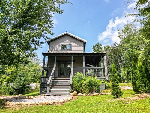 9 Hemlock Cv, Tracy City, TN, 37387-1726 | Card Image