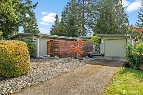 14405 Se 14th St, Bellevue, WA, 98007-5618 | Card Image