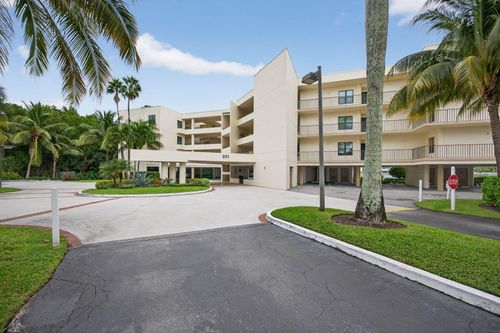 apt-213-221 Ne Plantation Rd, Stuart, FL, 34996-4403 | Card Image