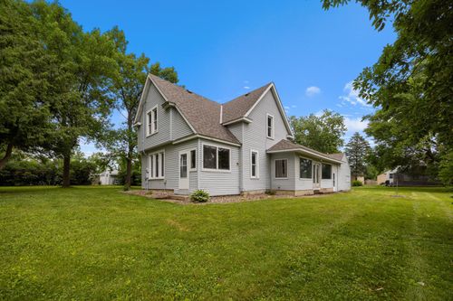 202 N 2nd St, Darwin, MN, 55324-6017 | Card Image