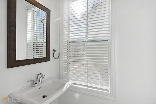 825 Angora Aly, Townhouse with 3 bedrooms, 4 bathrooms and null parking in Scottdale GA | Image 17