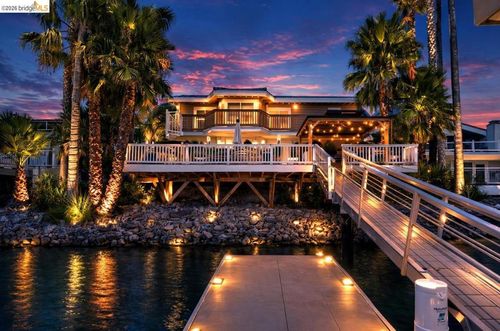 5034 Double Point Way, Discovery Bay, CA, 94505-9487 | Card Image