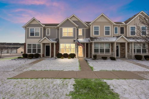 11405 Vermont Pl, Crown Point, IN, 46307 | Card Image