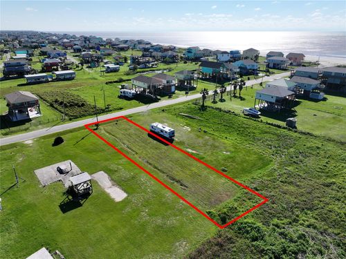 877 S Monkhouse Dr, Crystal Beach, TX, 77650 | Card Image