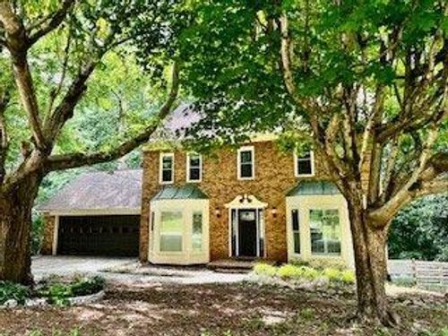27 Planters Dr Sw, Lilburn, GA, 30047-5180 | Card Image