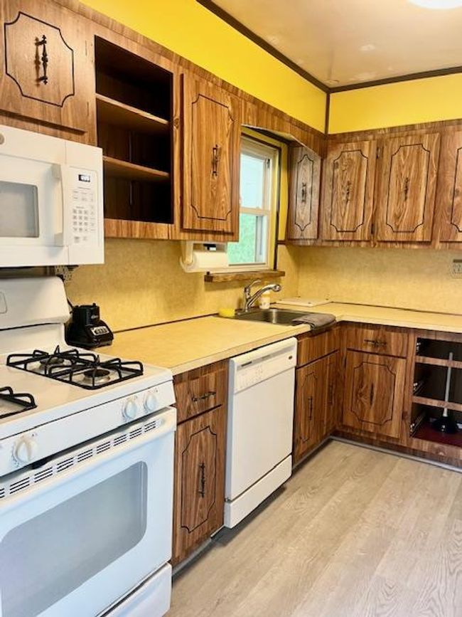 3 Bentley Rd, House other with 3 bedrooms, 2 bathrooms and null parking in Plainview NY | Image 7