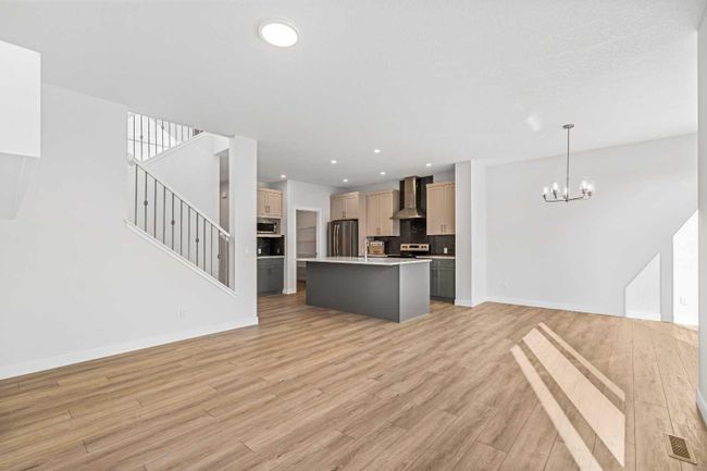 50 Legacy Reach Park Se, Home with 4 bedrooms, 3 bathrooms and 4 parking in Calgary AB | Image 16