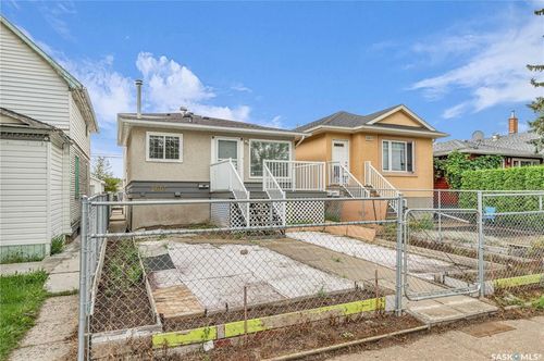 2065 Broder St, Regina, SK, S4N3S3 | Card Image