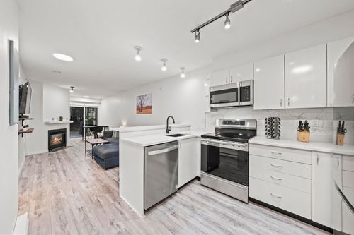 316-528 Rochester Ave, Coquitlam, BC, V3K7A5 | Card Image