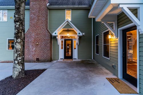 502 Creek Rd, CARLISLE, PA, 17013-9689 | Card Image