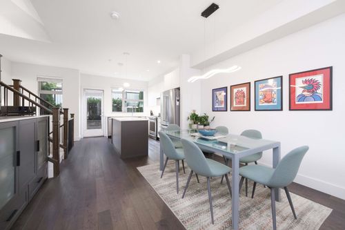 14-244 E 5th St, North Vancouver, BC, V7L1L7 | Card Image