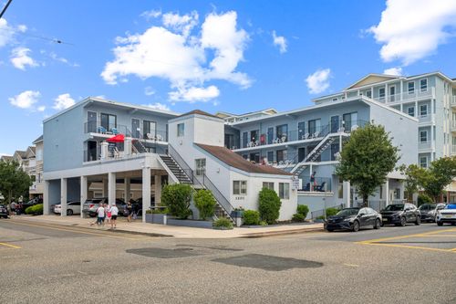 206-3201 Atlantic Ave, WILDWOOD, NJ, 08260-4948 | Card Image