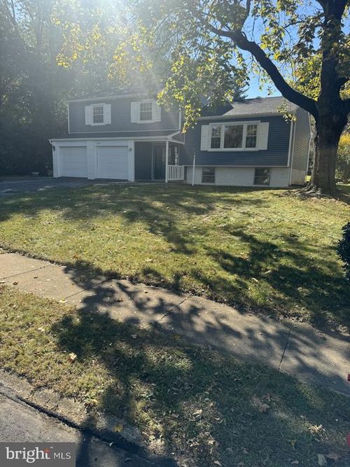 520 Hedgerow Ln, LANCASTER, PA, 17601-6414 | Card Image