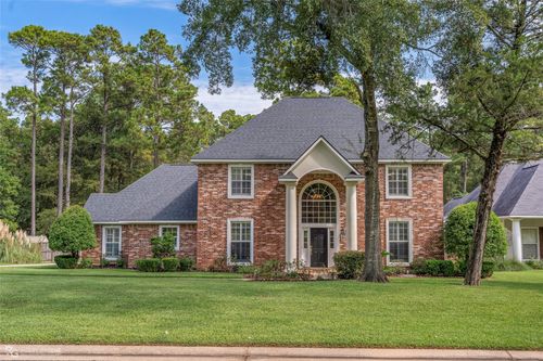 2921 N Pointe Dr, Shreveport, LA, 71106-8420 | Card Image