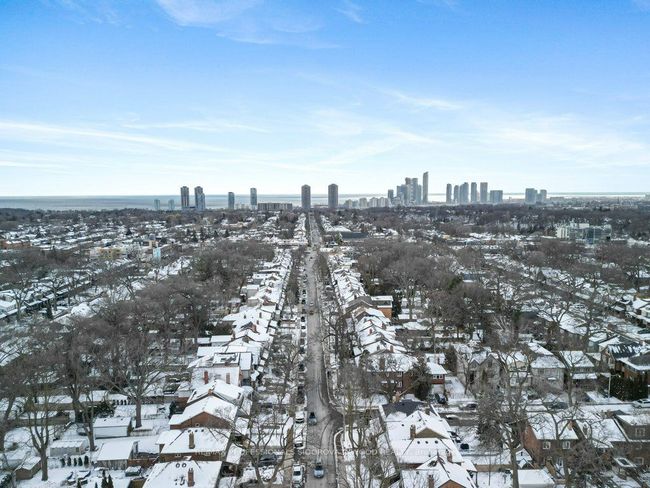 117 Colbeck St, House other with 4 bedrooms, 2 bathrooms and 1 parking in Toronto ON | Image 34