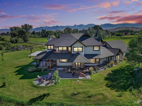 63 Mountain View Rd, Salmon, ID, 83467-5166 | Card Image