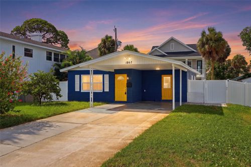1867 Michigan Ave Ne, SAINT PETERSBURG, FL, 33703-3331 | Card Image