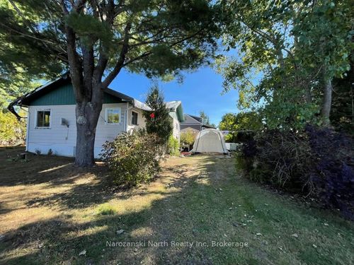 6 Champlain St, Noelville, ON, P0M2N0 | Card Image