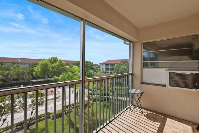 APT-412 - 1351 Sw 125 Th Ave, Condo with 2 bedrooms, 2 bathrooms and null parking in Pembroke Pines FL | Image 22