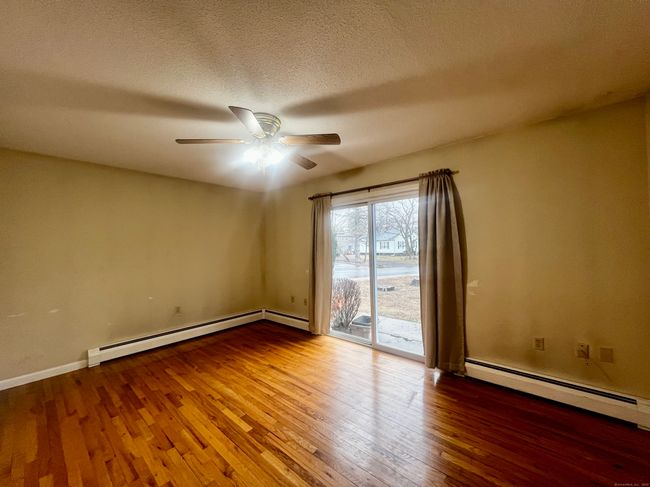 APT-14 - 70 Brown Ave, Condo with 2 bedrooms, 2 bathrooms and null parking in Griswold CT | Image 12