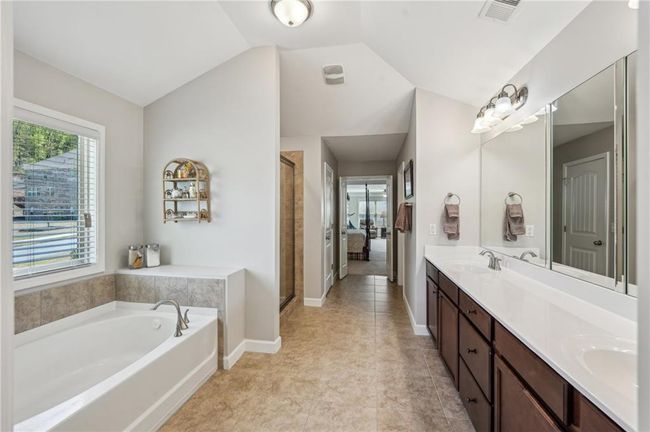 2315 Saddlebrook Trce, House other with 5 bedrooms, 4 bathrooms and null parking in Cumming GA | Image 34