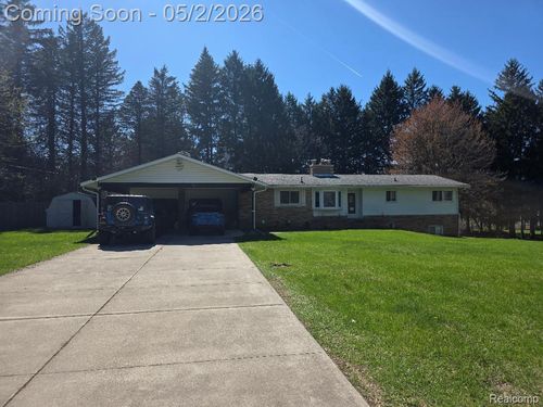 865 N Lapeer Rd, Lake Orion, MI, 48362-1532 | Card Image