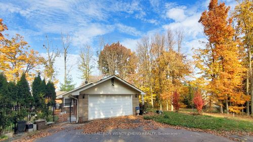 room-1-9359 Dickenson Road, Hamilton, ON, L0R1W0 | Card Image