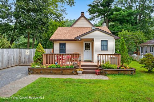 201 Esopus Creek Rd, Saugerties, NY, 12477-4340 | Card Image