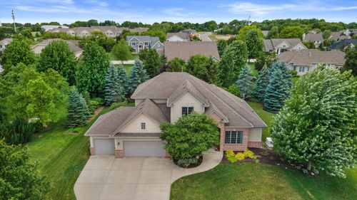 1822 Coach House Ct, RACINE, WI, 53406 | Card Image