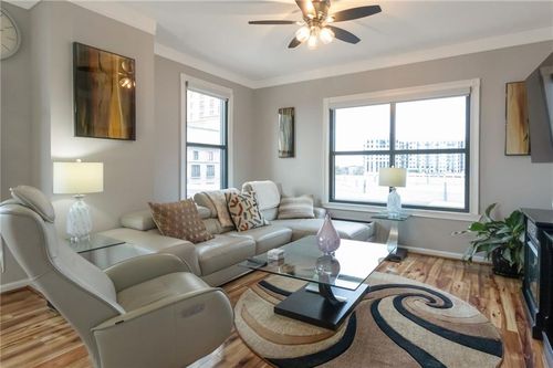 unit-512-3040 Peachtree Rd Nw, Atlanta, GA, 30305-2268 | Card Image