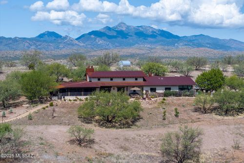 95 Rail X Ranch Estates Dr, Patagonia, AZ, 85624-6105 | Card Image