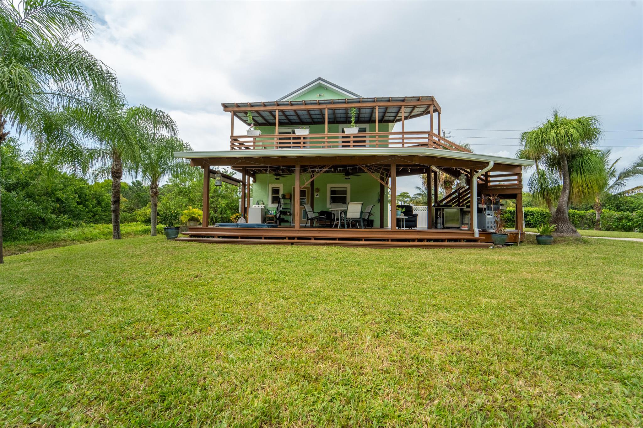 Circle St, Hobe Sound, FL 33455