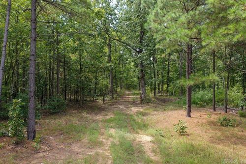 000 Shady Grove Rd, Shirley, AR, 72153 | Card Image
