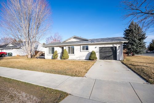 904 B Canyon View Loop, Hamilton, MT, 59840-2067 | Card Image