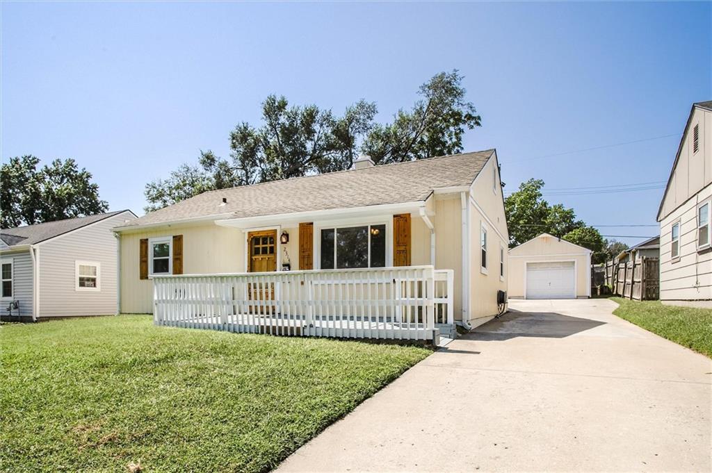 Englewood Ct, Independence, MO 64052