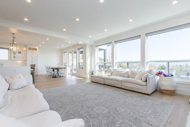 33990 Parr Ave, House other with 6 bedrooms, 4 bathrooms and null parking in Mission BC | Image 15