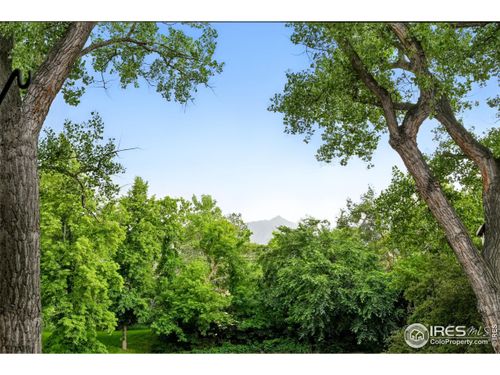 201-2960 Shadow Creek Dr, Boulder, CO, 80303-7509 | Card Image