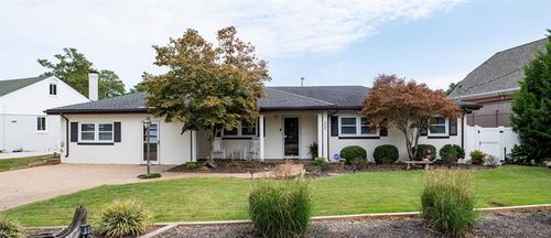 2008 Absalom Dr, Virginia Beach, VA, 23451-1602 | Card Image
