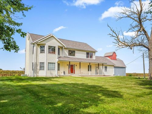 4650 Klinger Rd, Pecatonica, IL, 61063-9318 | Card Image