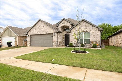 308 Bronco Dr, Pilot Point, TX, 76258-1543 | Card Image