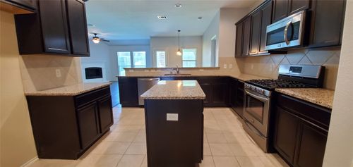 929 Lake Woodland Dr, Little Elm, TX, 75068-8419 | Card Image