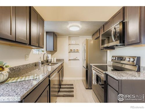 1061 Townley Cir, Longmont, CO, 80501-2747 | Card Image