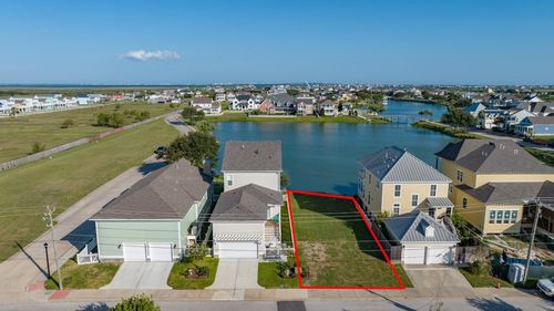 10108 Schaper Rd, Galveston, TX, 77554-7100 | Card Image